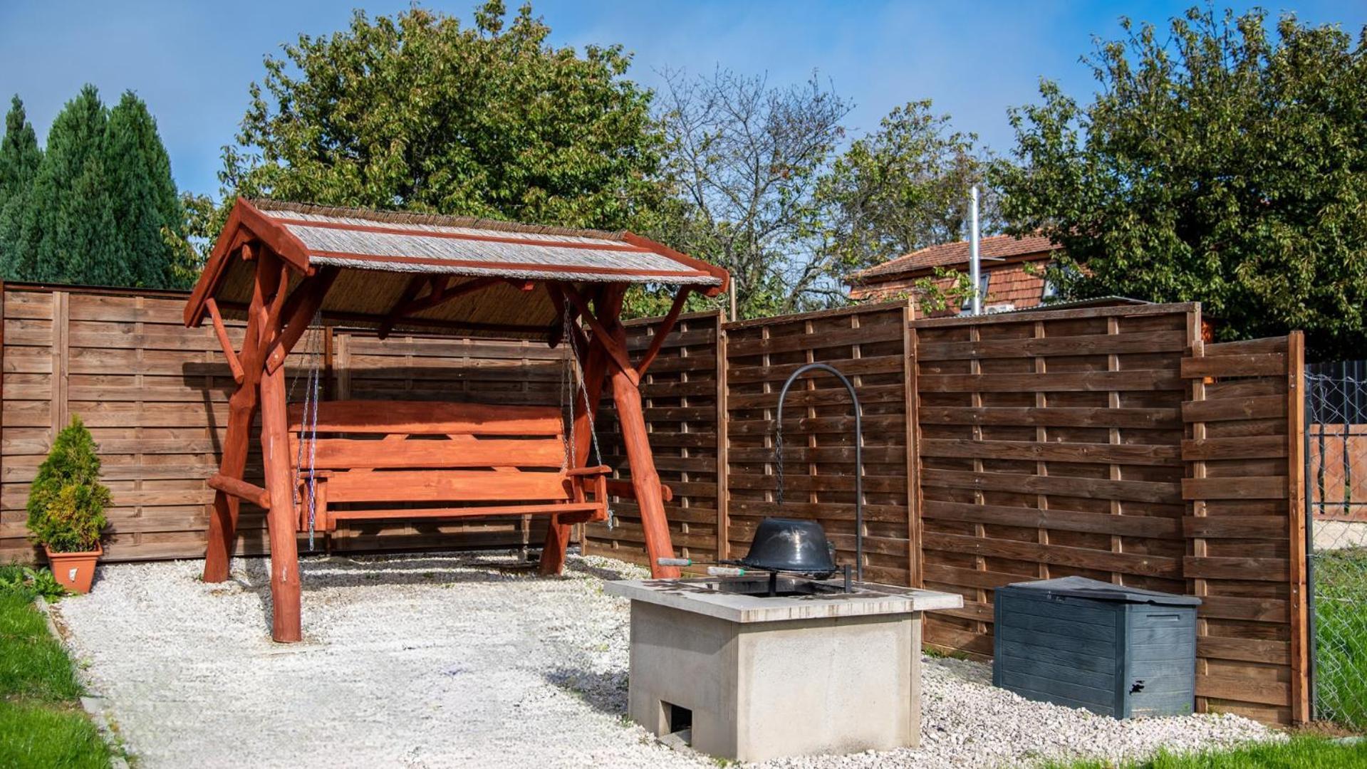 Romantic Jacuzzi Hideaway Near Heviz Rezi Eksteriør bilde